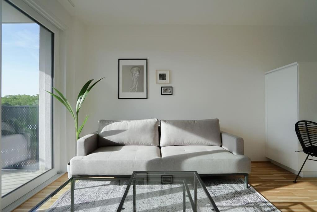 Apartment With Terrace Near Metro Station And Spa Vienna Exterior photo